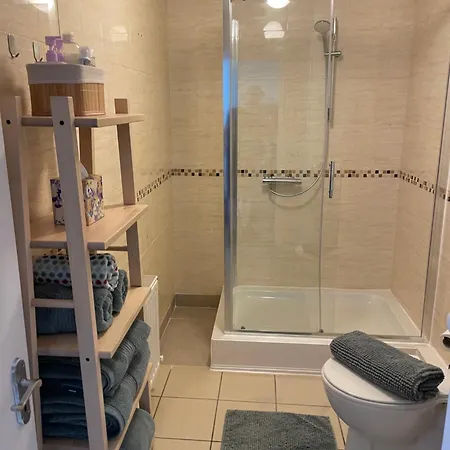 بيت للعطل Granite دبلن